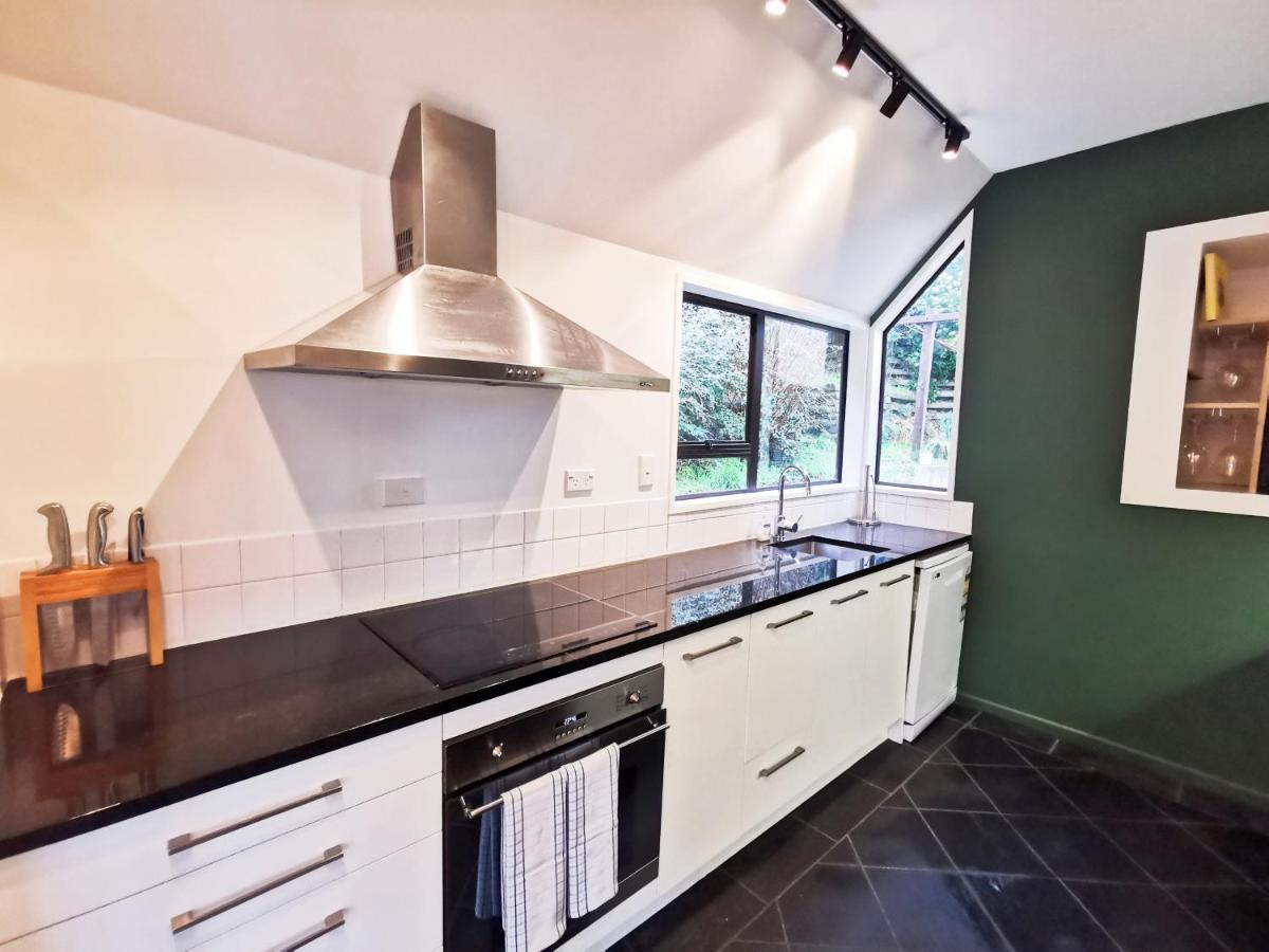 Queenstown Lakeview Holiday Home-5Mins To Town Extérieur photo